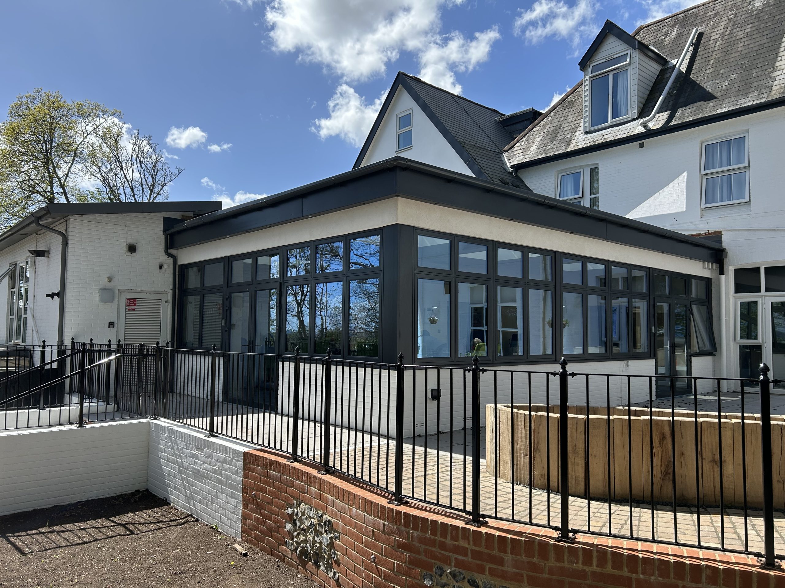 Aluminium orangery extension