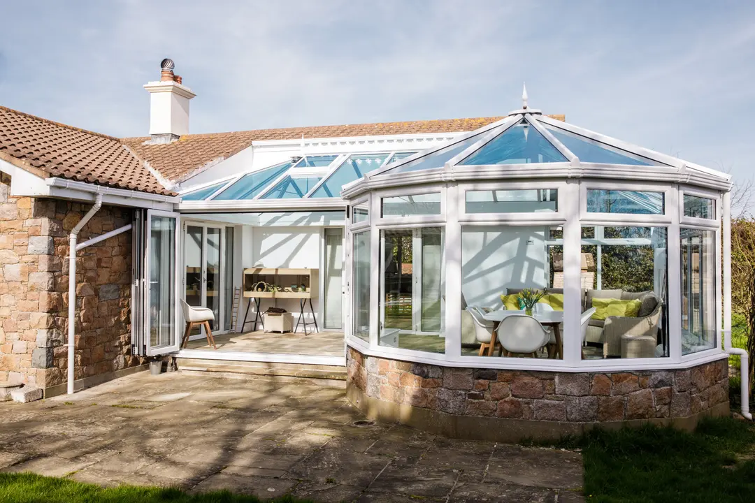Combination conservatory blending two roof styles